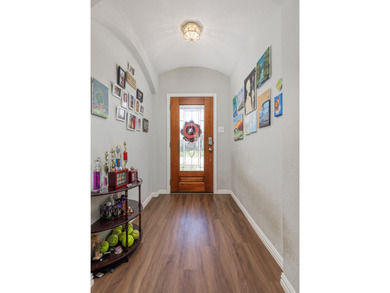 Your new home awaits! Come and enjoy the convenience of the 720 - photo 4