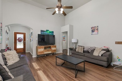 Your new home awaits! Come and enjoy the convenience of the 720 - photo 5