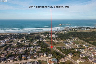 BANDON OCEAN TRAILS huge, .25-acre, level, corner lot with ideal - photo 2