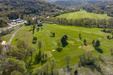 A rare opportunity to acquire and reimagine a 23.38-acre - photo 4