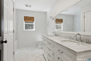 Beautifully sited on a fabulous private lot in the highly - photo 21