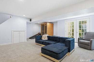 Beautifully sited on a fabulous private lot in the highly - photo 26