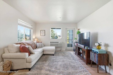 Welcome home to effortless living in this beautifully maintained - photo 6