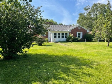 Mid Century Modern Home located on a quite cul de Sac second row - photo 3
