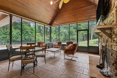 Luxury Living on the Golf Course! Experience timeless elegance - photo 23