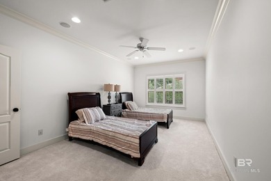 Luxury Living on the Golf Course! Experience timeless elegance - photo 50
