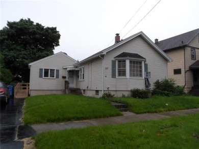 Opportunity awaits with this 3-bedroom ranch that's ready for - photo 1
