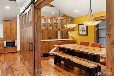 Escape the pace of the city & retreat to your own private - photo 9