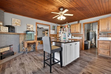 Welcome to this Cute and Quaint updated 3 bedroom ranch style - photo 5