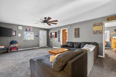 Welcome to this Cute and Quaint updated 3 bedroom ranch style - photo 8