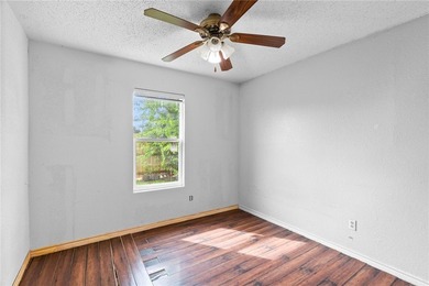 Seller offering $10,000 with accepted offer to use toward - photo 12