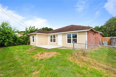 Seller offering $10,000 with accepted offer to use toward - photo 16