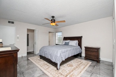 Renovated with timeless style, this beautifully appointed 2 - photo 19