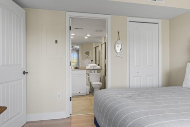 Fully furnished, second-floor one-bedroom, one-bathroom condo - photo 21