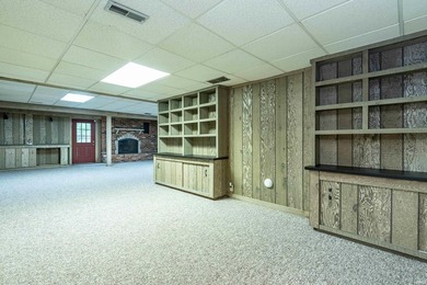 Welcome home to this solid brick ranch in desirable Marlin Hills - photo 22