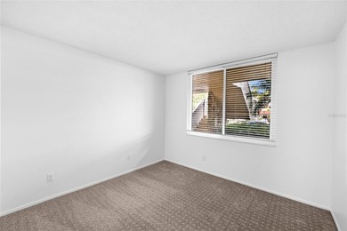 Welcome to the highly sought-after Winston Park, a vibrant 55+ - photo 22