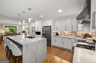 Rarely does a property like this become available. Nestled on 3 - photo 24