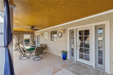 Tucked into a central Lake Havasu location, this truly - photo 34