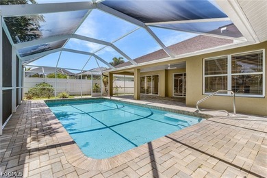 Waterfront - Pool Home with huge screen lanai - Fully updated - - photo 13