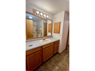 MLS# 289507 Welcome home to this beautifully maintained 1991