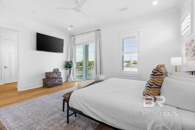 Discover luxury waterfront living in this beautifully appointed - photo 24