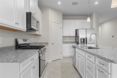 Move in ready Lake front home on premium lot available now - photo 4