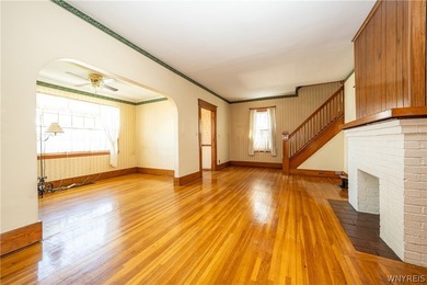 Welcome to 49 Edgewood Ave! Great opportunity to buy this - photo 6