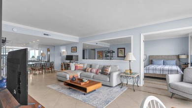 Lower waterfront penthouse with incredible Palm Beach ocean and - photo 8