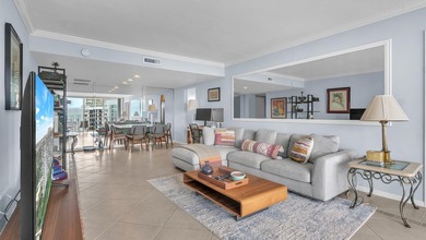 Lower waterfront penthouse with incredible Palm Beach ocean and - photo 10