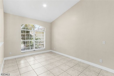 Waterfront - Pool Home with huge screen lanai - Fully updated - - photo 36
