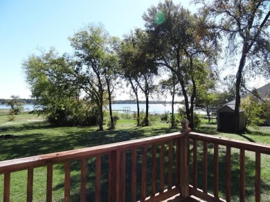 Lake Home For Sale in Gun Barrel City, Texas