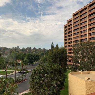 Spectacular North Facing Panoramic View upon entering this - photo 12