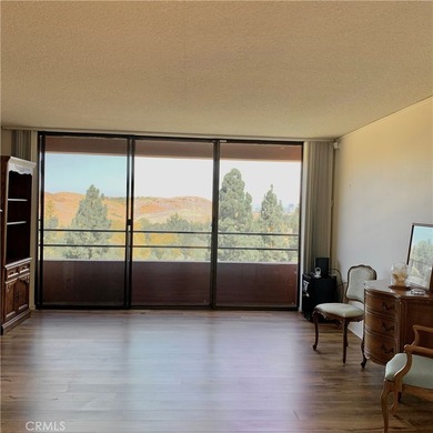 Spectacular North Facing Panoramic View upon entering this - photo 13