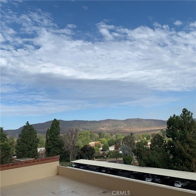 Spectacular North Facing Panoramic View upon entering this - photo 14