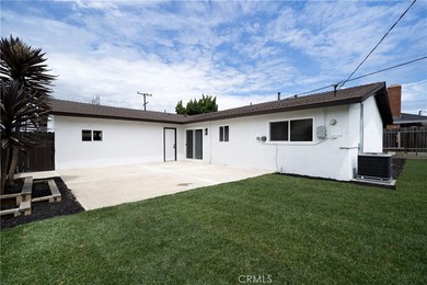 Beautifully renovated single-story home with 3 Bedrooms & 2 Full - photo 15