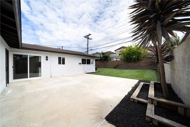 Beautifully renovated single-story home with 3 Bedrooms & 2 Full - photo 17