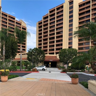 Spectacular North Facing Panoramic View upon entering this - photo 24