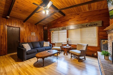 Escape to this charming cabin at the scenic Mississippi River - photo 25