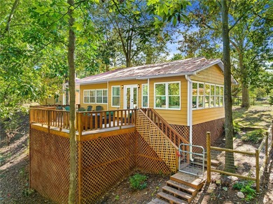 Lake Home For Sale in Hartwell, Georgia