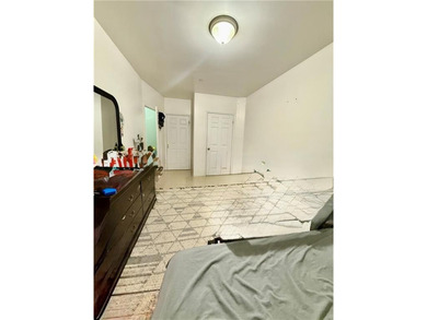 Welcome to this beautiful 3-bedroom duplex apartment, which - photo 6
