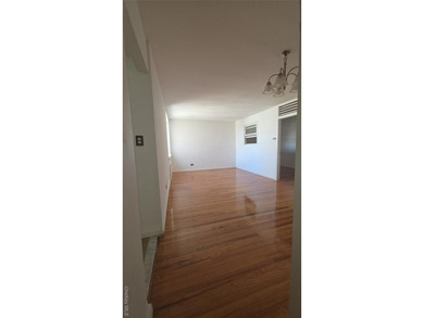 Welcome to this stunning 2 Bed room Co-Op in the Heart of the - photo 11