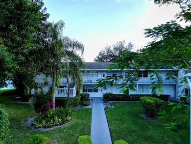 Immaculately kept waterfront condo in the desirable 55+ - photo 17