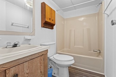 **BEST PRICED DEEP-WATER HOME IN STEINHATCHEE** Escape to the - photo 22