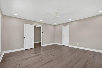 Welcome to this beautifully restored country estate embodies - photo 23