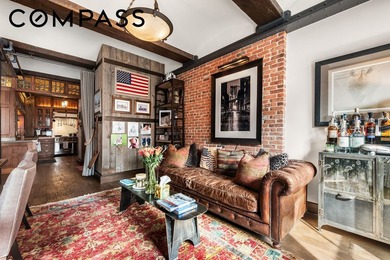 Authentic old New York-style loft completely renovated. This - photo 3