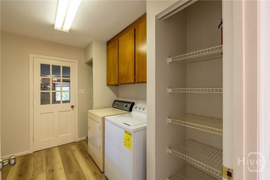 Welcome to One-Level, Easy, Lifestyle living in The Landings!! - photo 25