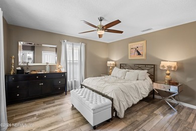 Welcome to this beautifully updated 2 bedroom, 2 bathroom - photo 27
