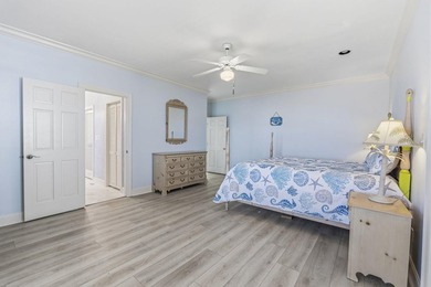 Oceanfront, five-bedroom, six-bathroom, fully remodeled raised - photo 28