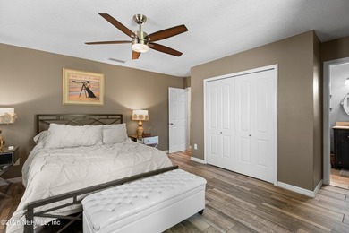 Welcome to this beautifully updated 2 bedroom, 2 bathroom - photo 29