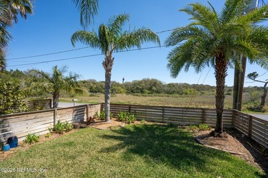 Welcome to this beautifully updated 2 bedroom, 2 bathroom - photo 30